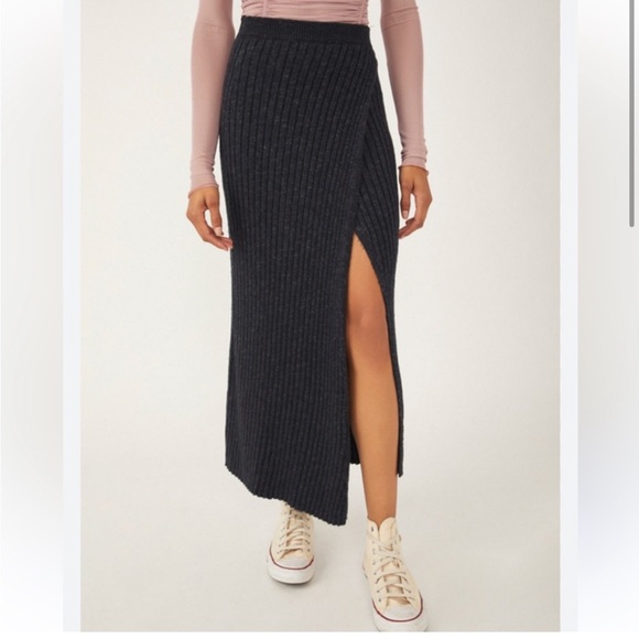 Free People Better Days Midi Skirt - charcoal - Picture 2 of 6